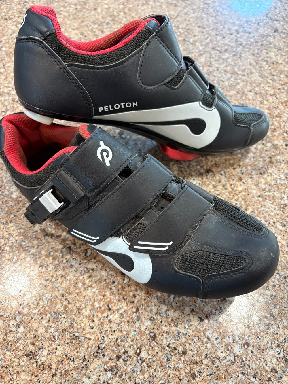 Peloton Unisex Black and White Cycling Shoes with Red Lining. Size 39.
